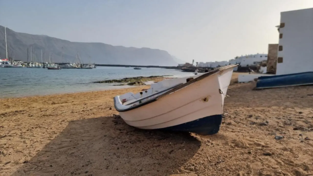 Suite Marrakech Beach, La Graciosa. Caleta de Sebo 0*,