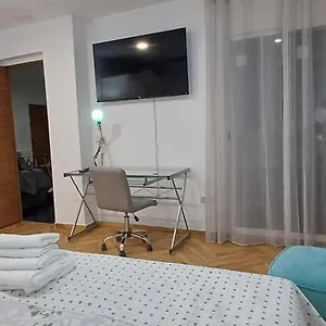 https://tico-en-arenas-de-malaga.1costadelsol.com